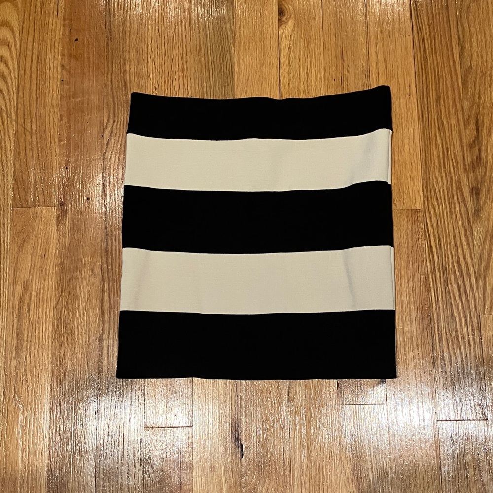 Sans Souci Black and Cream Striped Mini Skirt